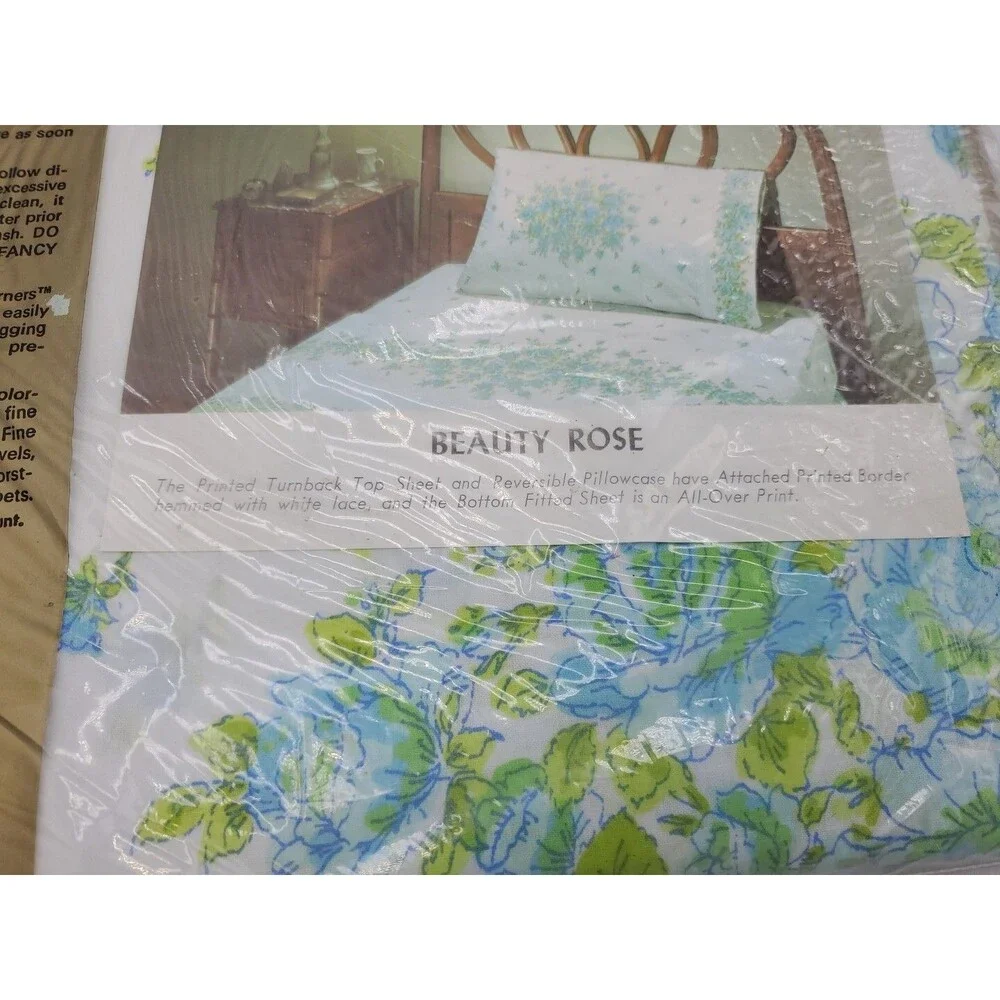 Vtg JP Stevens Utica Beauty Rose Pillowcases 42x36 Percale Blue Flowers Set of 2